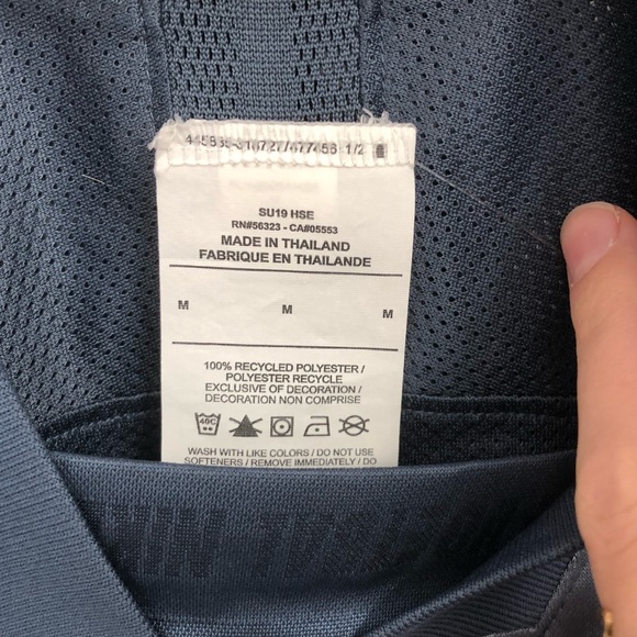 ⚡️⚡️ Nike women’s soccer jersey - Picture 2 of 4